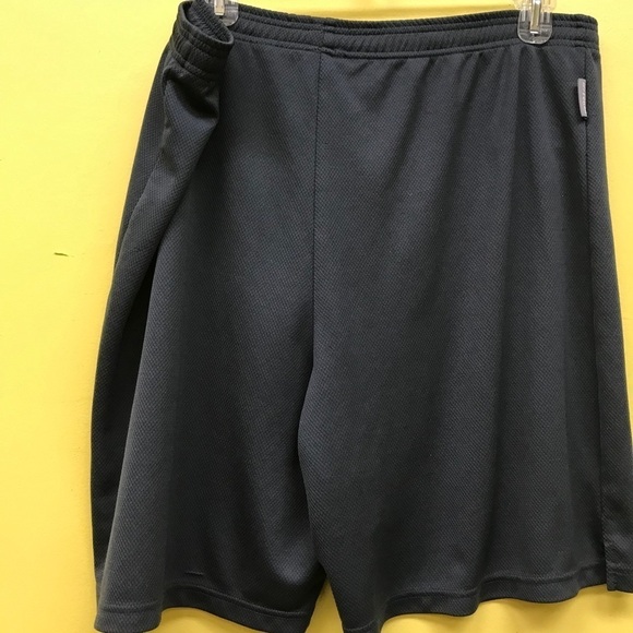 Russell Elastic Waist Black Athletic Men’s gym Shorts - Picture 4 of 8